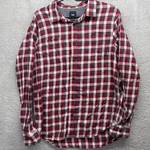 Vans Off The Wall Red plaid button down flannel shirt size medium